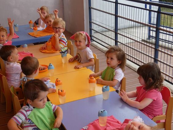 Goûter d'anniversaire à la crèche, en extérieur!