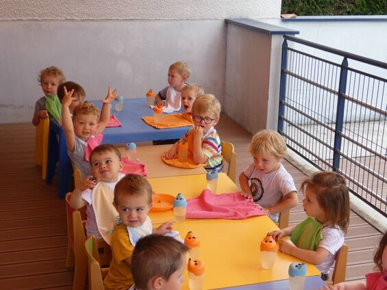 Goûter d'anniversaire à la crèche, en extérieur!