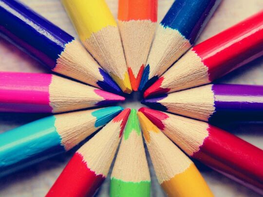 cercle de crayons de couleur