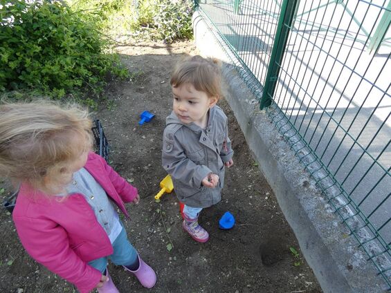 Activité jardin à Trotti'Nous Activité jardin à Trotti'Nous