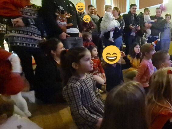 Distribution de cadeaux par le Père Noël