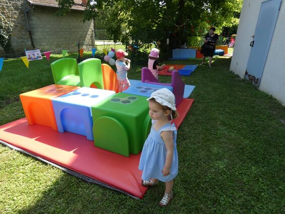 kermesse de Trotti'Nous: parcours motricité kermesse de Trotti'Nous