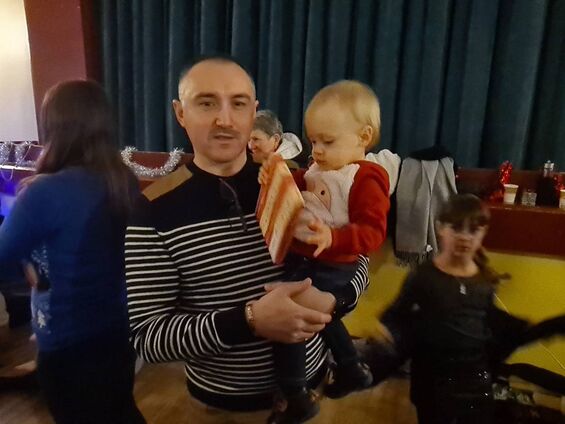 Distribution de cadeaux par le Père Noël