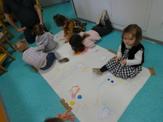 Activité dessin collectif du 19 février 2021 avec les animaux polaires. Activité dessin collectif du 19 février 2021 avec les animaux polaires.
