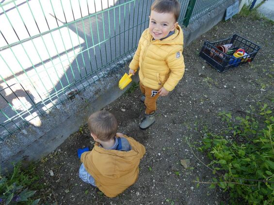 Activité jardin à Trotti'Nous Activité jardin à Trotti'Nous